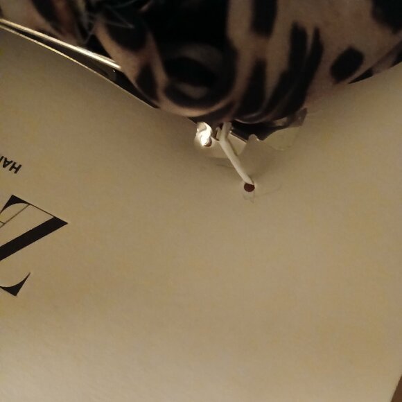 Zara Leopard Bow Satin Hairpin - Picture 3 of 6